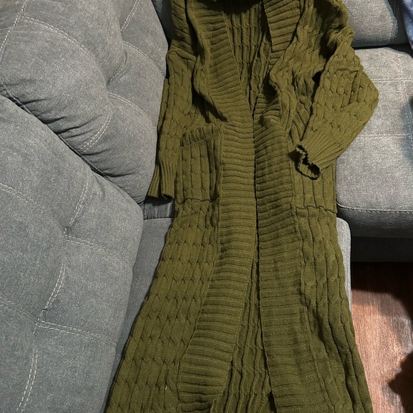 Olive Green Cable Knit Women's Sweater - Picture 1 of 6